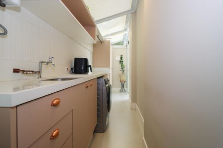 Apartamento à venda com 120m², 2 quartos e 2 vagasÁrea de Serviço