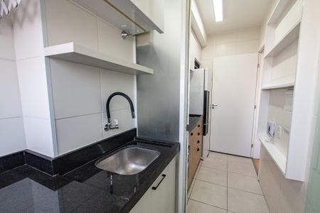 Apartamento à venda com 27m², 1 quarto e sem vaga Apartamento à venda com 27m², 1 quarto e sem vagaÁrea de serviço