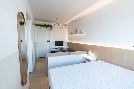 Apartamento à venda com 27m², 1 quarto e sem vaga Apartamento à venda com 27m², 1 quarto e sem vagaSala/Quarto