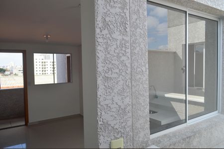 Apartamento à venda com 37m², 2 quartos e sem vaga Apartamento à venda com 37m², 2 quartos e sem vagaSala/Cozinha