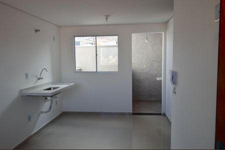 Apartamento à venda com 37m², 2 quartos e sem vaga Apartamento à venda com 37m², 2 quartos e sem vagaSala/Cozinha