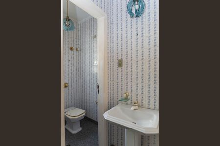 Casa à venda com 564m², 4 quartos e 16 vagas Casa à venda com 564m², 4 quartos e 16 vagasBanheiro 3