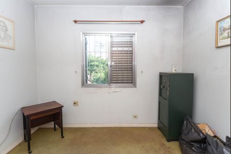 Casa à venda com 564m², 4 quartos e 16 vagas Casa à venda com 564m², 4 quartos e 16 vagasQuarto 2