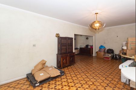 Casa à venda com 564m², 4 quartos e 16 vagas Casa à venda com 564m², 4 quartos e 16 vagasSala