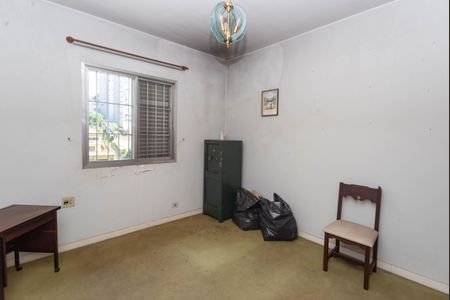 Casa à venda com 564m², 4 quartos e 16 vagas Casa à venda com 564m², 4 quartos e 16 vagasQuarto 2