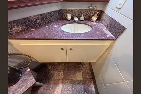 Apartamento à venda com 48m², 1 quarto e 1 vagaBanheiro social
