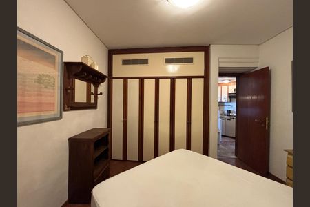 Quarto de apartamento à venda com 1 quarto, 48m² em Jardim Paulistano, São Paulo