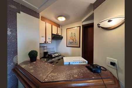 Cozinha de apartamento para alugar com 1 quarto, 48m² em Jardim Paulistano, São Paulo
