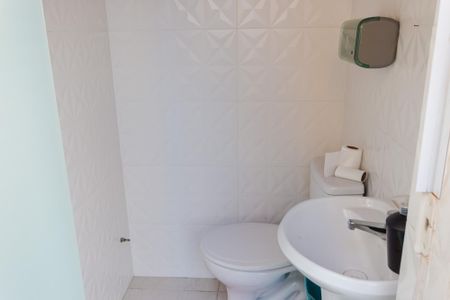 Apartamento à venda com 112m², 2 quartos e 2 vagas Apartamento à venda com 112m², 2 quartos e 2 vagasBanheiro de Serviço