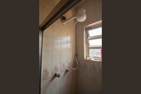 Casa à venda com 300m², 4 quartos e 6 vagasBanheiro 1