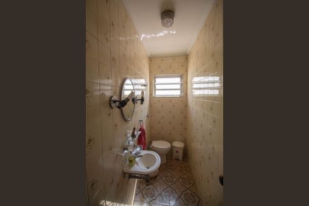 Casa à venda com 300m², 4 quartos e 6 vagasLavabo