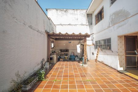 Casa à venda com 300m², 4 quartos e 6 vagasQuintal