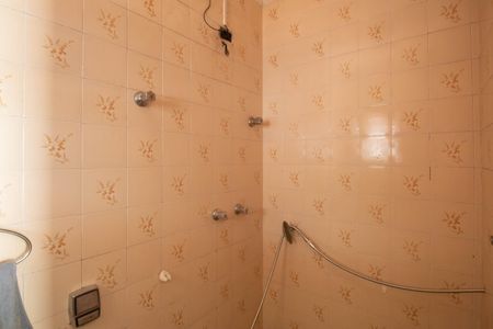 Casa à venda com 300m², 4 quartos e 6 vagasBanheiro 3