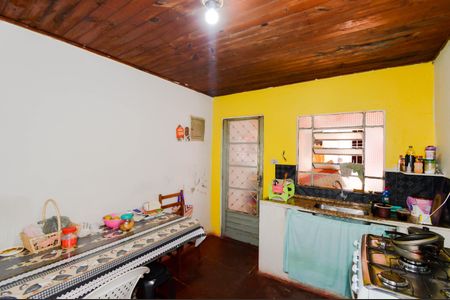 Casa à venda com 148m², 2 quartos e 2 vagasSala/Cozinha