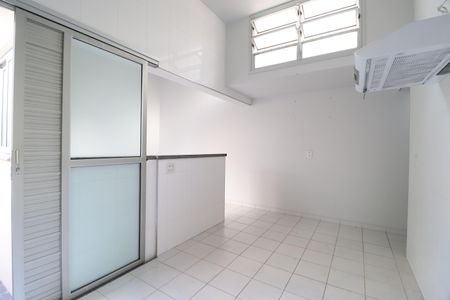 Casa de condomínio para alugar com 57m², 2 quartos e 1 vagaCozinha