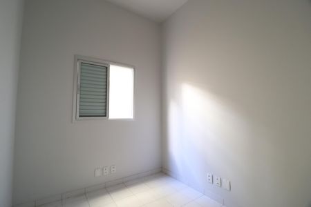 Casa de condomínio para alugar com 57m², 2 quartos e 1 vagaQuarto 1