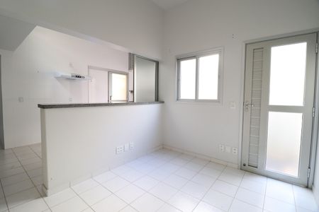 Casa de condomínio para alugar com 57m², 2 quartos e 1 vagaSala