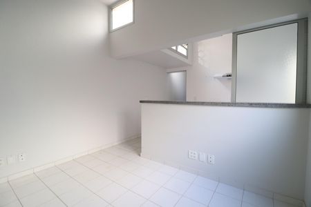 Casa de condomínio para alugar com 57m², 2 quartos e 1 vagaSala
