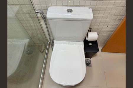 Apartamento para alugar com 80m², 2 quartos e 1 vaga Apartamento para alugar com 80m², 2 quartos e 1 vagaBanheiro Social