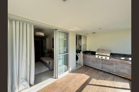 Apartamento para alugar com 80m², 2 quartos e 1 vaga Apartamento para alugar com 80m², 2 quartos e 1 vagaVaranda