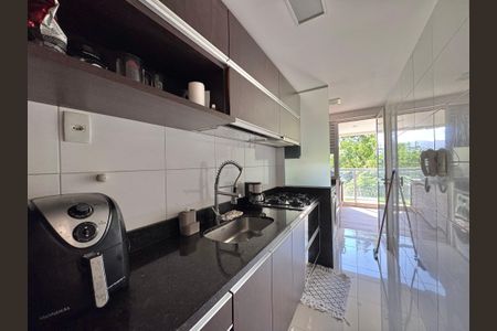 Apartamento para alugar com 80m², 2 quartos e 1 vaga Apartamento para alugar com 80m², 2 quartos e 1 vagaCozinha e Área de Serviço