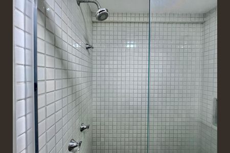 Apartamento para alugar com 80m², 2 quartos e 1 vaga Apartamento para alugar com 80m², 2 quartos e 1 vagaBanheiro Social