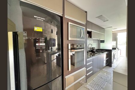 Apartamento para alugar com 80m², 2 quartos e 1 vaga Apartamento para alugar com 80m², 2 quartos e 1 vagaCozinha e Área de Serviço