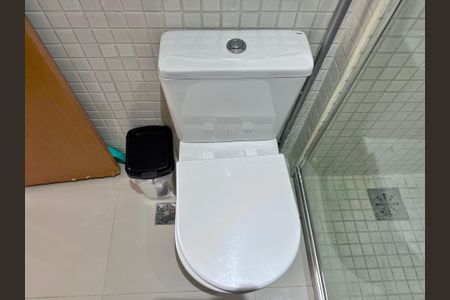 Apartamento para alugar com 80m², 2 quartos e 1 vaga Apartamento para alugar com 80m², 2 quartos e 1 vagaSuíte - Banheiro