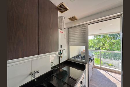 Apartamento para alugar com 80m², 2 quartos e 1 vaga Apartamento para alugar com 80m², 2 quartos e 1 vagaCozinha e Área de Serviço