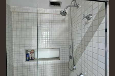 Apartamento para alugar com 80m², 2 quartos e 1 vaga Apartamento para alugar com 80m², 2 quartos e 1 vagaSuíte - Banheiro