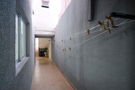 Casa para alugar com 115m², 2 quartos e 1 vagaCorredor