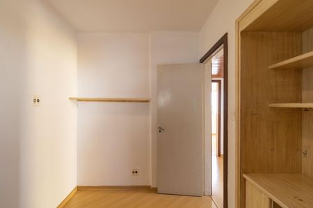Apartamento para alugar com 90m², 3 quartos e 1 vagaQuarto 2