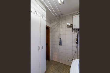 Apartamento à venda com 250m², 5 quartos e 5 vagasArea de Serviço