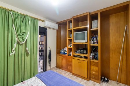 Apartamento à venda com 250m², 5 quartos e 5 vagasSuíte
