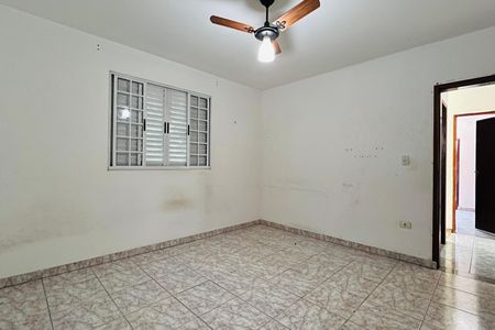 Casa à venda com 161m², 4 quartos e 2 vagasQuarto 1