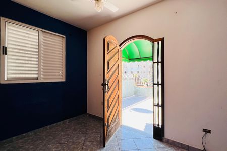 Casa à venda com 161m², 4 quartos e 2 vagasQuarto 2