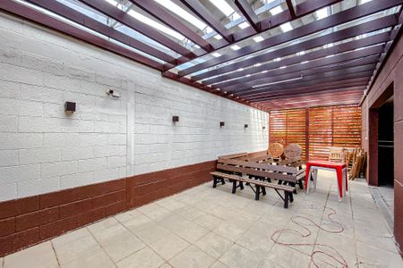 Apartamento à venda com 63m², 2 quartos e 1 vagaÁrea comum