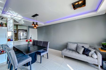 Apartamento à venda com 63m², 2 quartos e 1 vagaSala