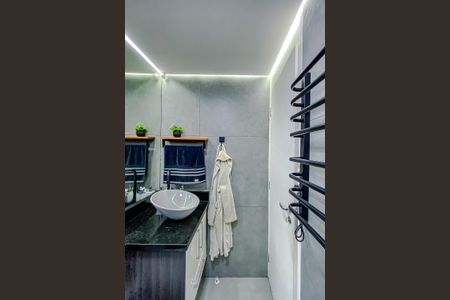 Apartamento à venda com 63m², 2 quartos e 1 vagaBanheiro da Suíte