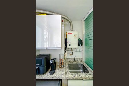 Apartamento à venda com 63m², 2 quartos e 1 vagaÁrea de Serviço