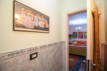 Casa à venda com 346m², 4 quartos e 3 vagas Casa à venda com 346m², 4 quartos e 3 vagasLavabo