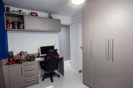 Apartamento à venda com 130m², 4 quartos e 2 vagasQuarto 1