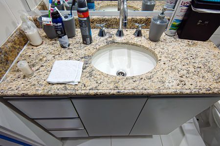 Apartamento à venda com 130m², 4 quartos e 2 vagasBanheiro Social