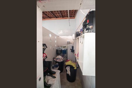 Casa à venda com 192m², 2 quartos e 1 vagaÁrea de Serviço