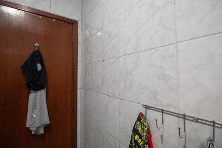 Casa à venda com 192m², 2 quartos e 1 vagaBanheiro