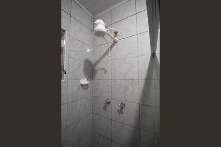 Casa à venda com 192m², 2 quartos e 1 vagaBanheiro