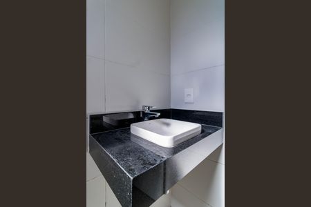 Casa de condomínio à venda com 209m², 3 quartos e 2 vagasBanheiro do Quarto 2