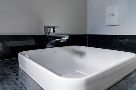 Casa de condomínio à venda com 209m², 3 quartos e 2 vagasBanheiro do Quarto 2