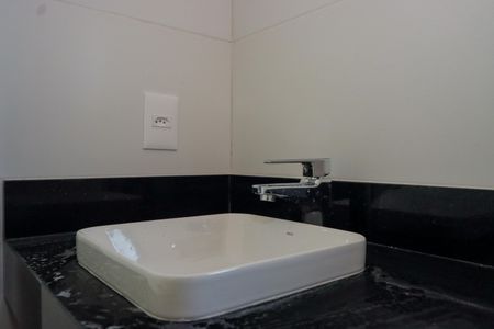 Apartamento à venda com 201m², 3 quartos e 2 vagasBanheiro da Suíte 1