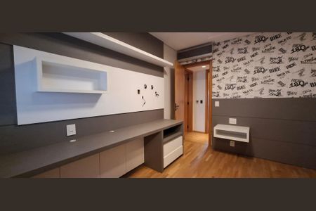 Apartamento à venda com 178m², 4 quartos e 4 vagasSuíte 3